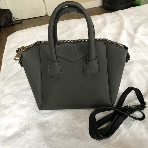 Zara Handbags - Zara Mini Hand Bag